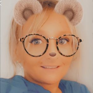 Meet your Posher, Kathleen